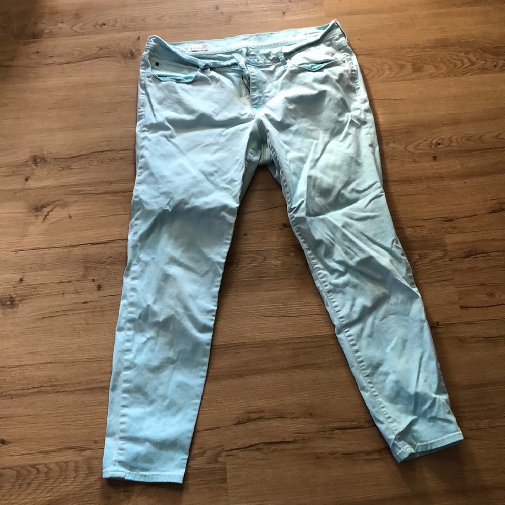 Light Blue Gap Legging Jeans Size 32